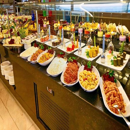 Medos Beach Hotel Кушадасъ Екстериор снимка