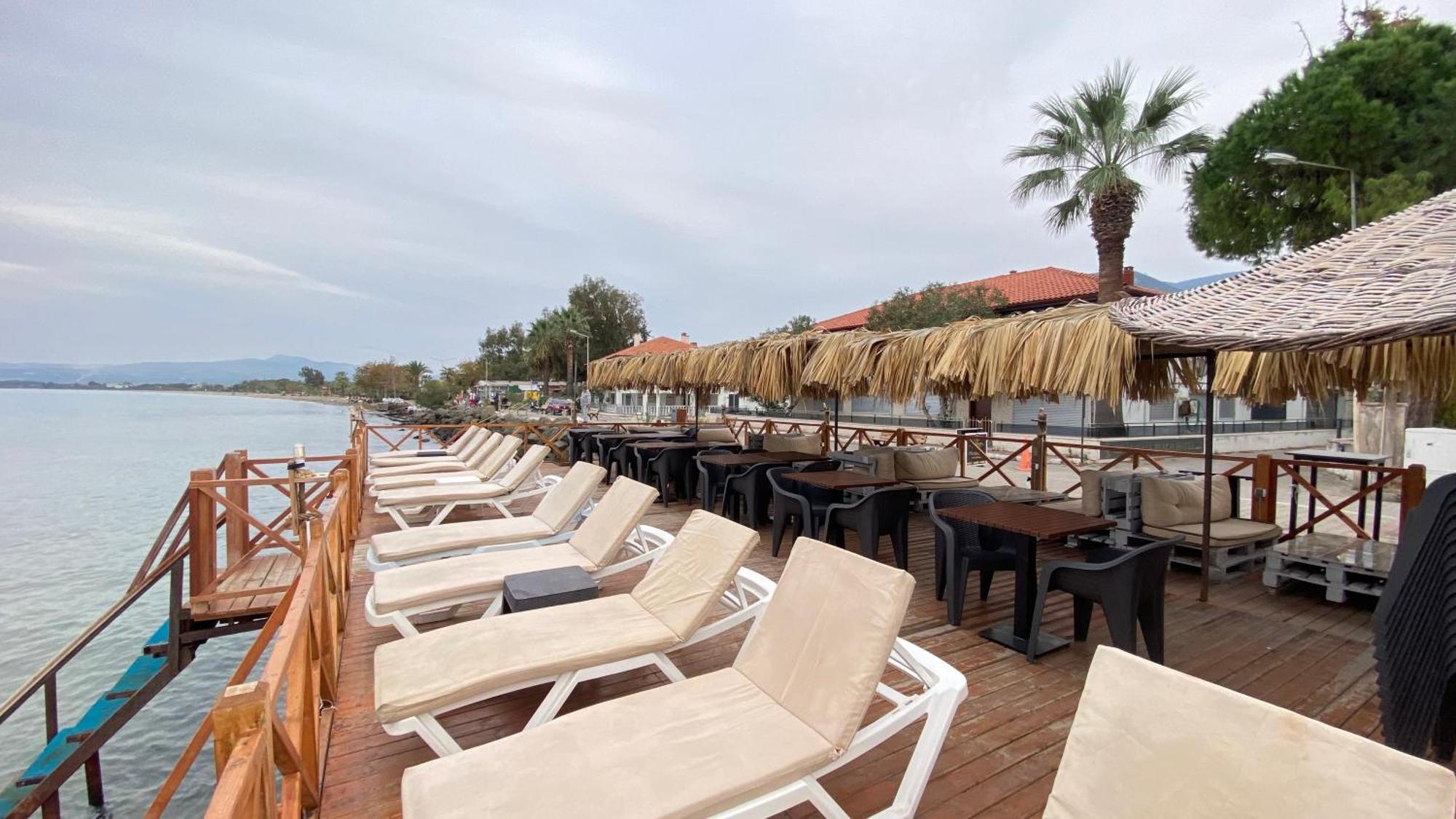 Medos Beach Hotel Кушадасъ Екстериор снимка