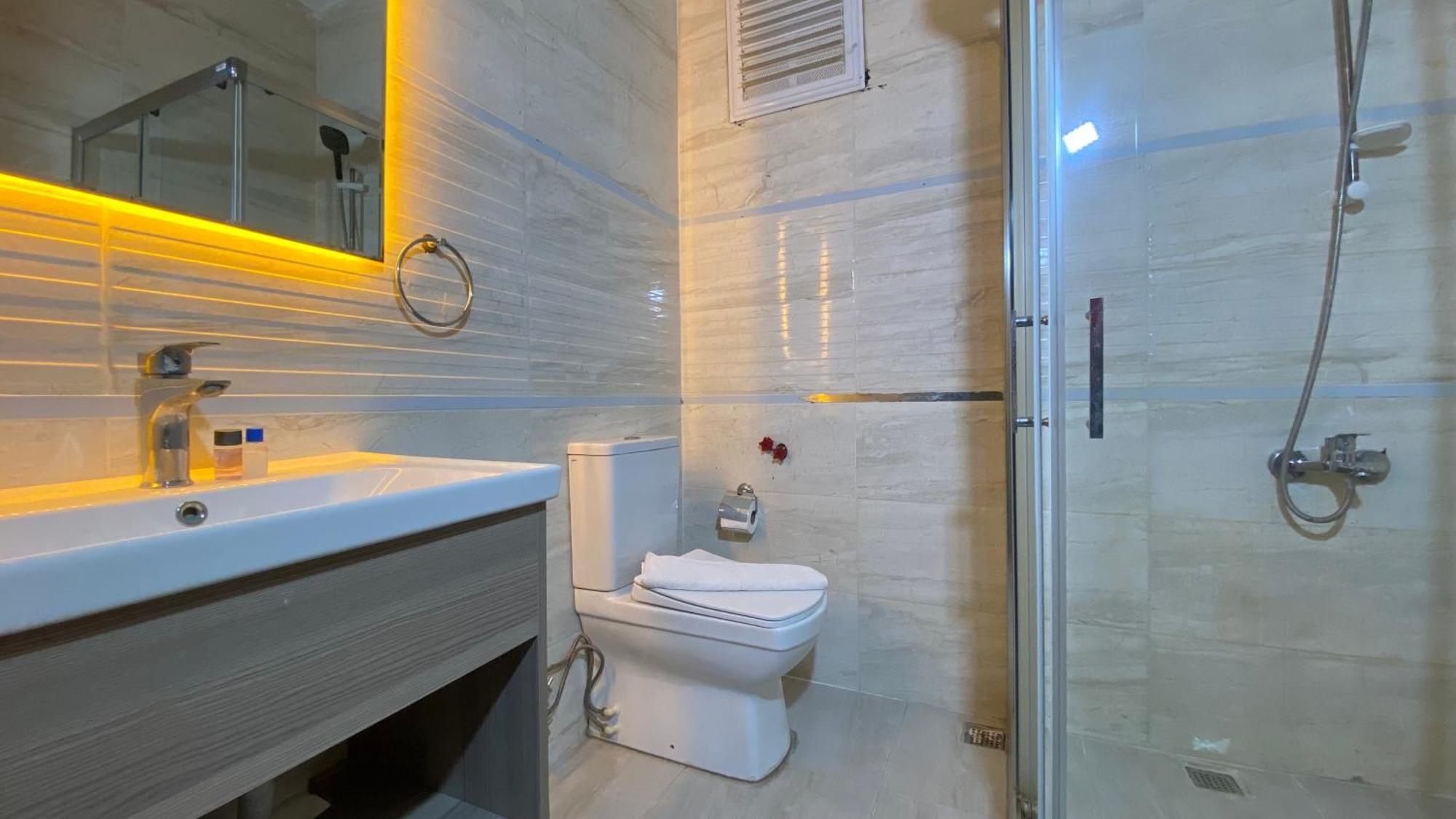 Medos Beach Hotel Кушадасъ Екстериор снимка