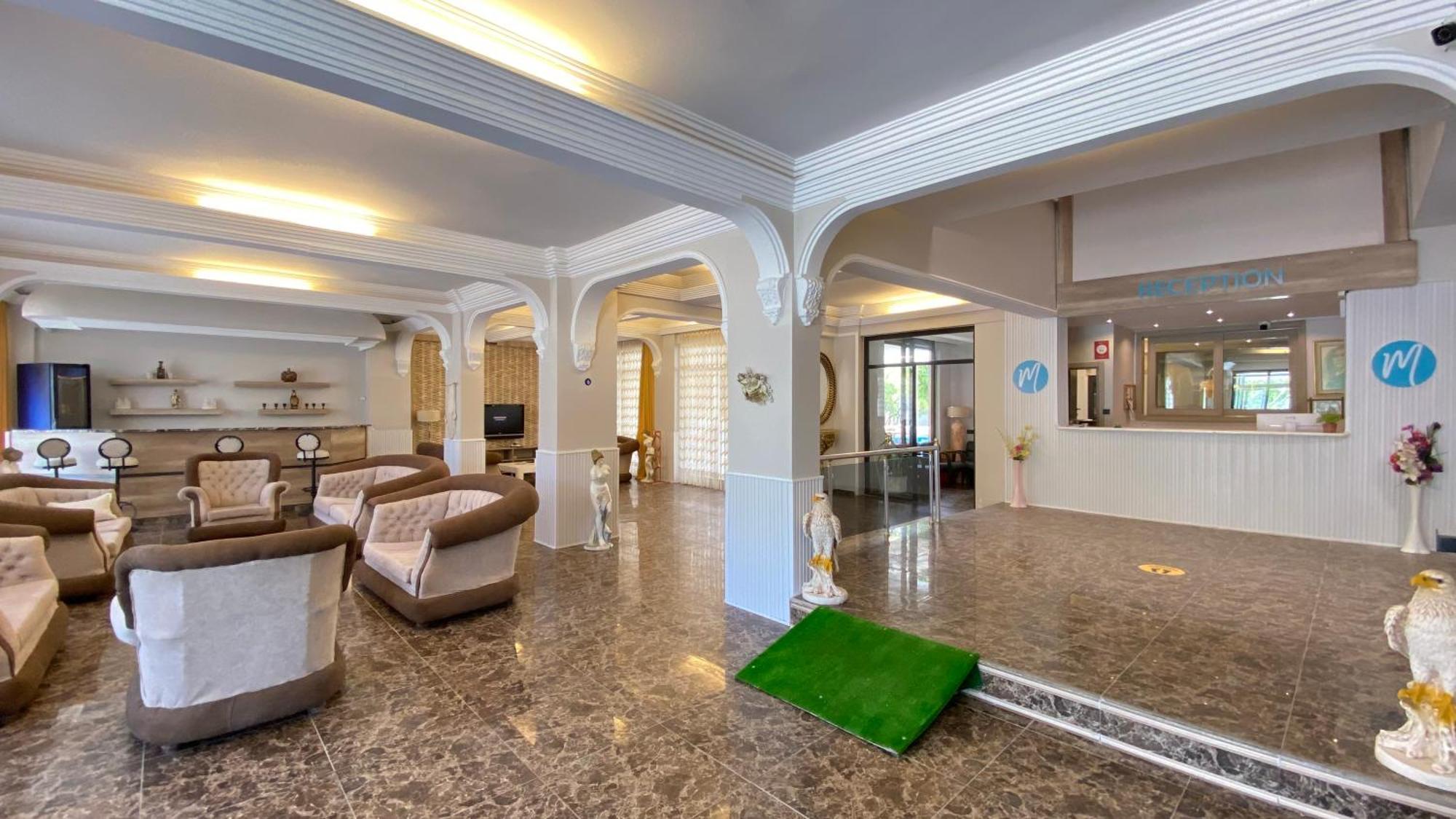 Medos Beach Hotel Кушадасъ Екстериор снимка